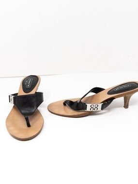 Coach Allure Genuine Leather Kitten Heel Logo Plate Thong Sandals Heels Shoes